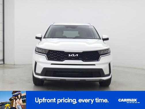 White 2022 Kia Sorento Hybrid S