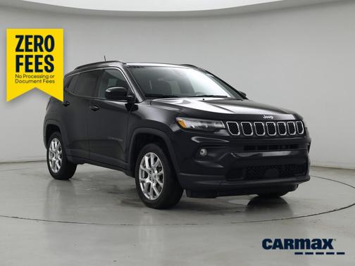 Black 2023 Jeep Compass Latitude Lux