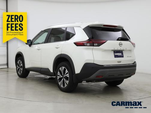 White 2023 Nissan Rogue SV