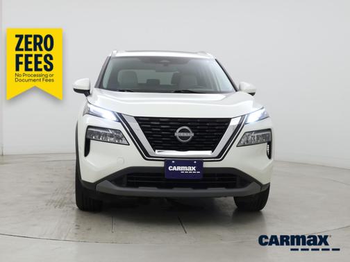 White 2023 Nissan Rogue SV