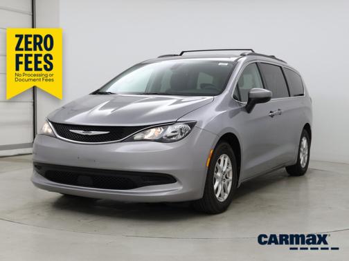 Gray 2021 Chrysler Voyager LXI