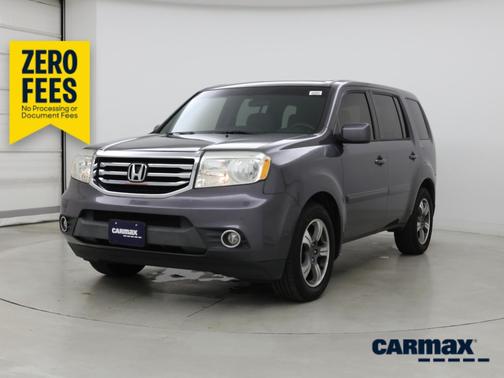 Gray 2015 Honda Pilot SE