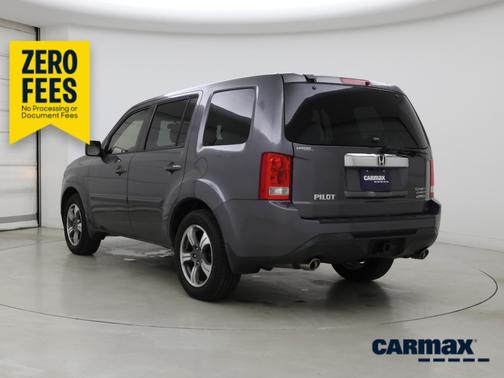 Gray 2015 Honda Pilot SE