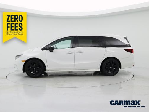 White 2023 Honda Odyssey Sport