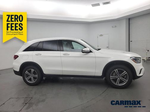 White 2022 Mercedes-Benz GLC 300