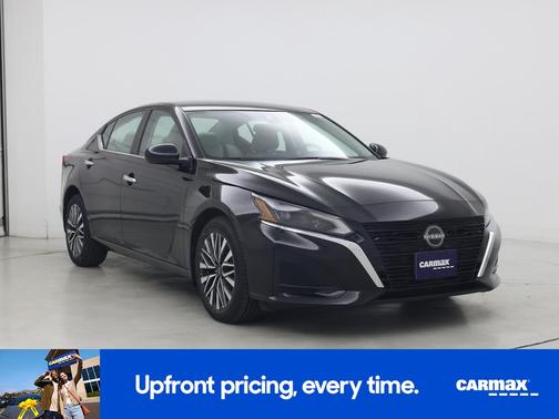 2023 Nissan Altima SV