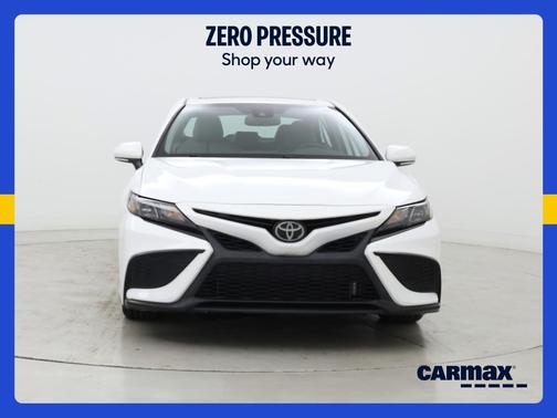 White 2023 Toyota Camry SE
