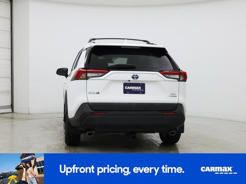 White 2021 Toyota RAV4 Hybrid XLE
