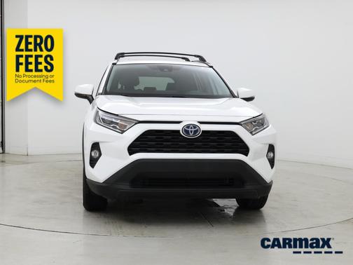 White 2021 Toyota RAV4 Hybrid XLE