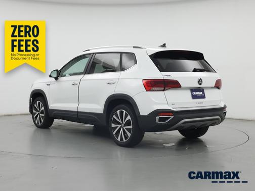 White 2022 Volkswagen Taos SE