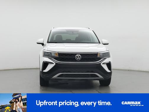 White 2022 Volkswagen Taos SE