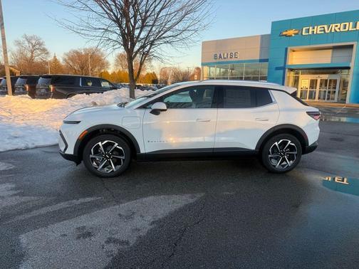 2026 Chevrolet Equinox EV LT 2