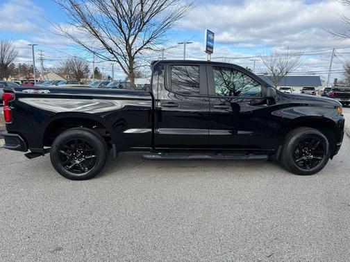 Black 2021 Chevrolet Silverado 1500 Custom
