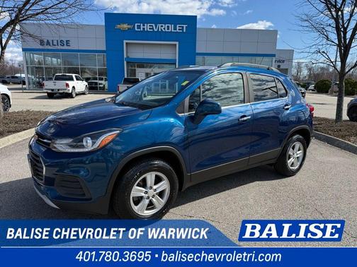 Pacific Blue Metallic 2020 Chevrolet Trax LT
