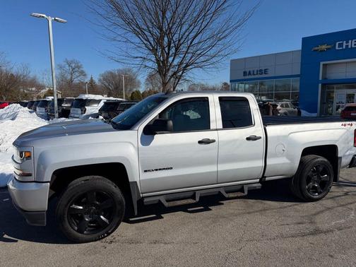 2019 Chevrolet Silverado 1500 LD Custom