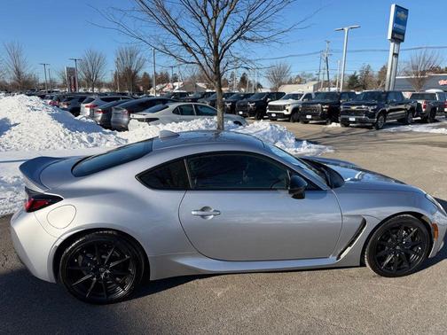 2025 Toyota GR86 Premium