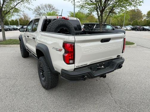 White Sand 2026 Chevrolet Colorado ZR2