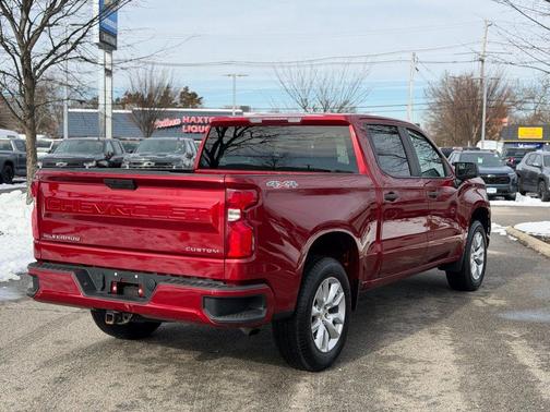 2021 Chevrolet Silverado 1500 Custom