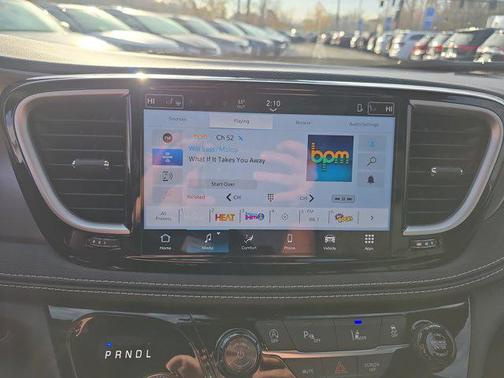 2026 Chrysler Pacifica L