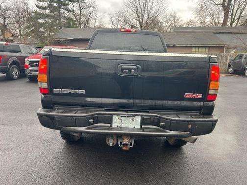 2006 GMC Sierra 2500 SLE H/D