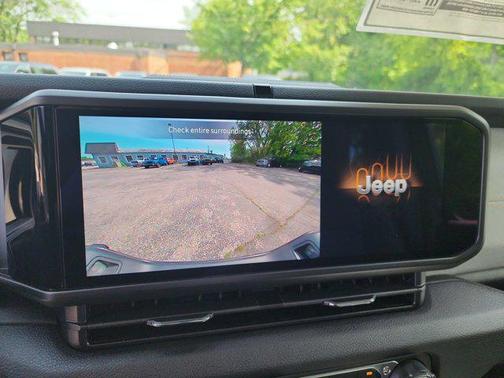 2025 Jeep Gladiator Sport S