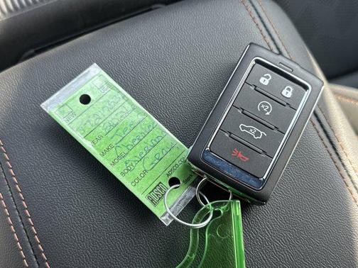 2026 Jeep Cherokee Overland