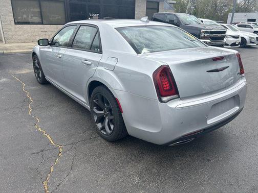 2023 Chrysler 300 S