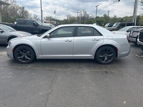 2023 Chrysler 300 S