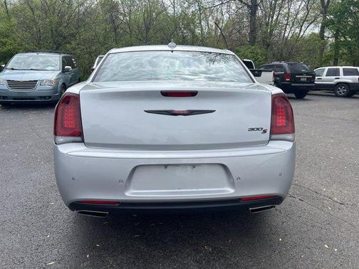 2023 Chrysler 300 S