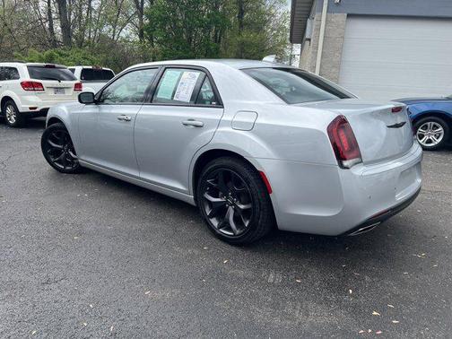 2023 Chrysler 300 S