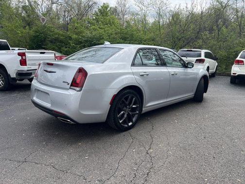2023 Chrysler 300 S
