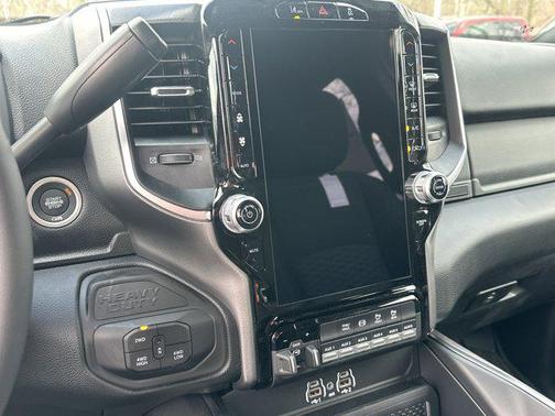 2026 RAM 2500 Big Horn Crew Cab 4x4 6'4' Box