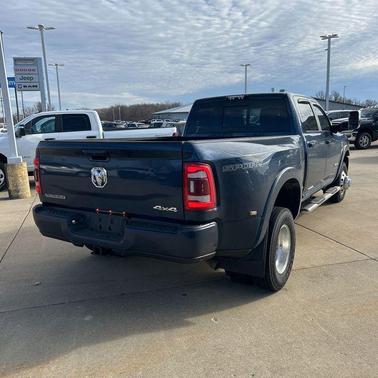 2021 RAM 3500 Laramie Crew Cab 4x4 8' Box