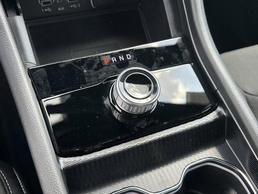 Bright White Clearcoat 2026 Jeep Grand Cherokee Altitude