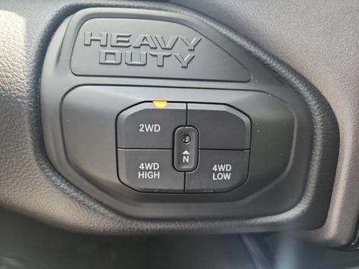 2025 RAM 2500 Big Horn Crew Cab 4x4 6'4' Box