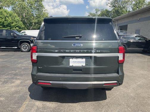 2022 Ford Expedition XLT