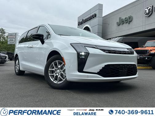 Bright White Clearcoat 2027 Chrysler Pacifica L