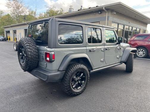 2022 Jeep Wrangler Unlimited Sport