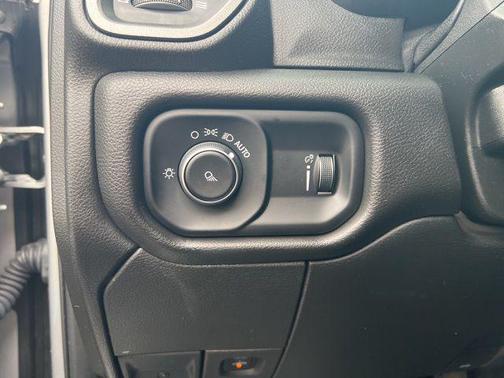 Billet Silver Metallic Clearcoat 2023 RAM 2500 Tradesman Crew Cab 4x4 6'4' Box