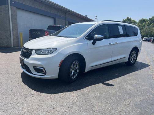 2023 Chrysler Pacifica Limited