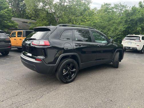 2023 Jeep Cherokee Altitude