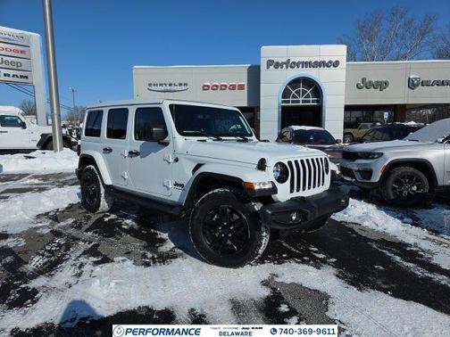 2023 Jeep Wrangler 4-Door Sahara Altitude 4x4