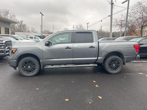 2018 Nissan Titan SL