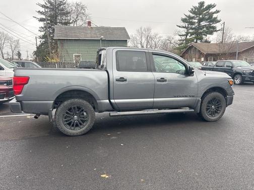 2018 Nissan Titan SL