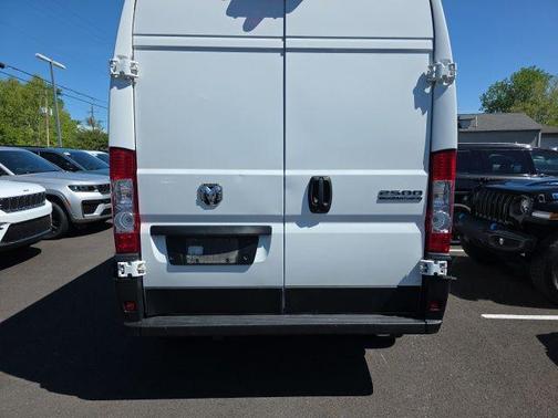 Bright White Clearcoat 2025 RAM ProMaster 2500 Tradesman
