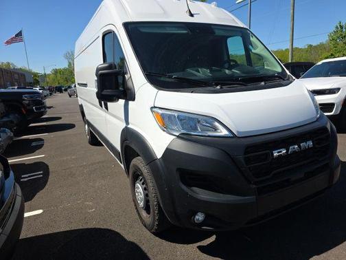 Bright White Clearcoat 2025 RAM ProMaster 2500 Tradesman