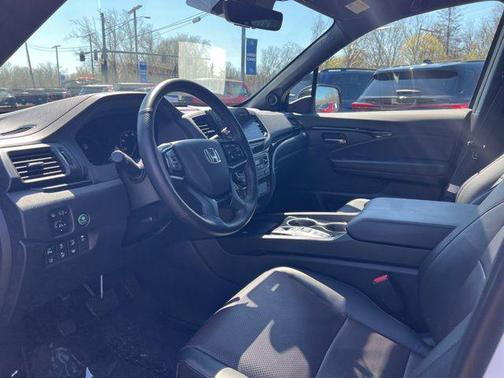 2025 Honda Ridgeline Black