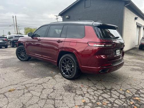 2023 Jeep Grand Cherokee L Summit