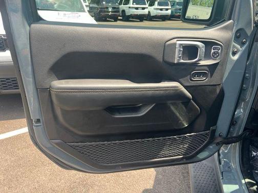 Anvil Clearcoat 2025 Jeep Wrangler 4xe Sahara