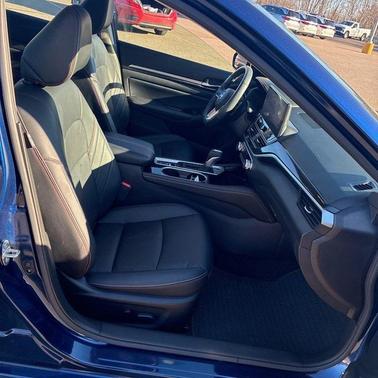 2024 Nissan Altima SR VC-Turbo FWD